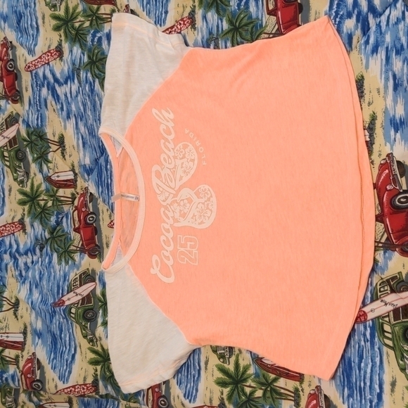 COCOA Beach cropped tee size Medium - Picture 5 of 8